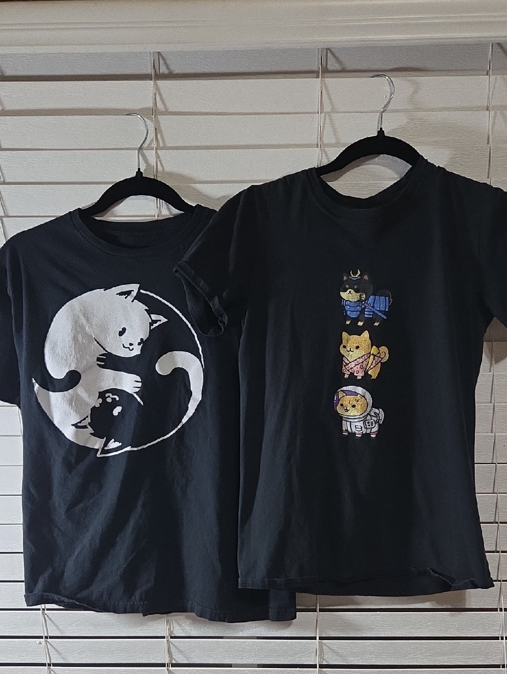 Hot Topic Black Graphic Cat Yin Yang & Stacked Kitty Tees